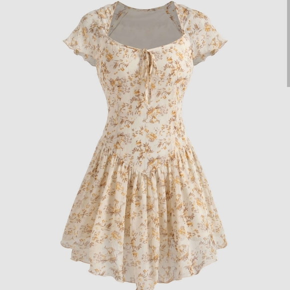 Cider Dresses & Skirts - Cider Ditsy Floral Puff Sleeve Mini‎ Dress Sz M
